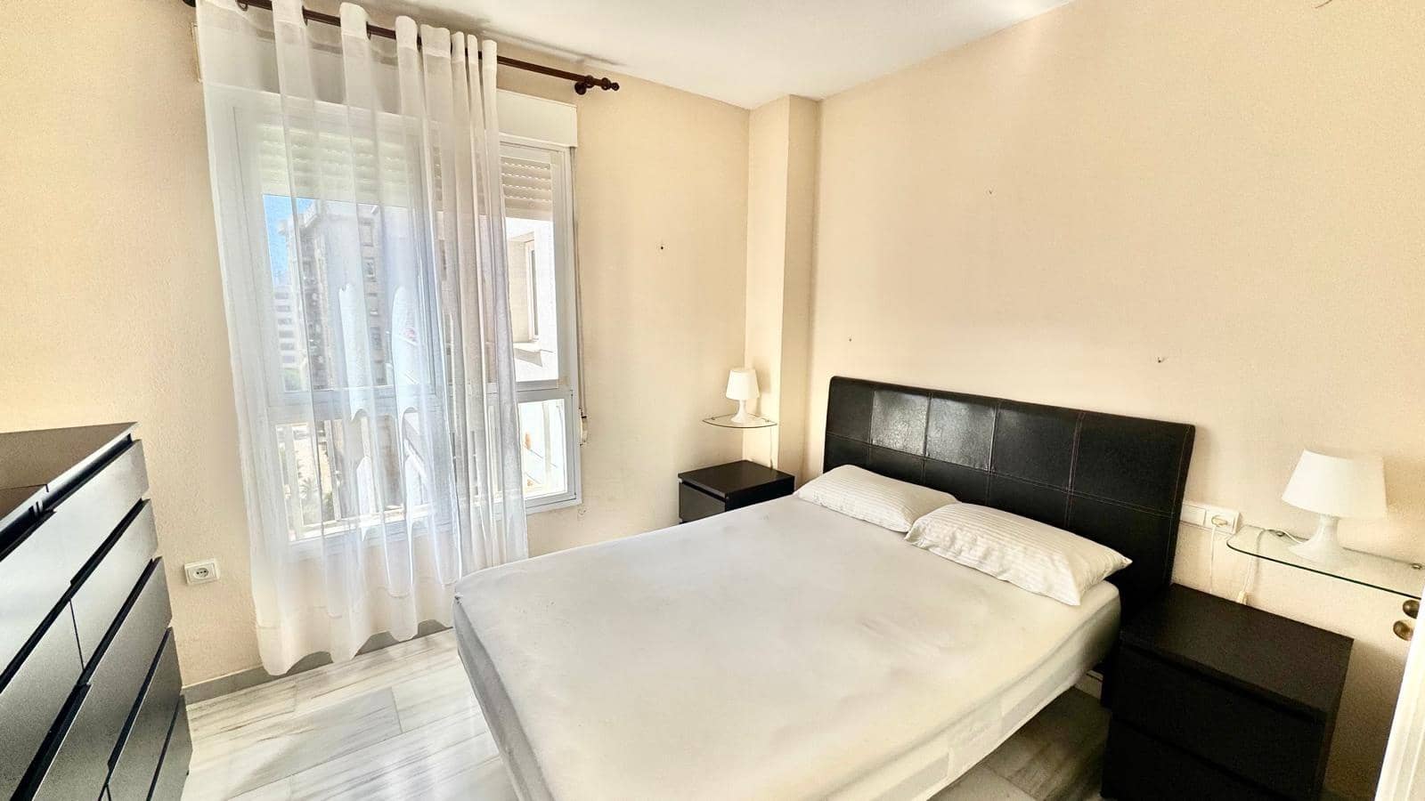 1 slaapkamer Appartement te huur in Torremolinos - € 1.200 (Ref: 9197895)