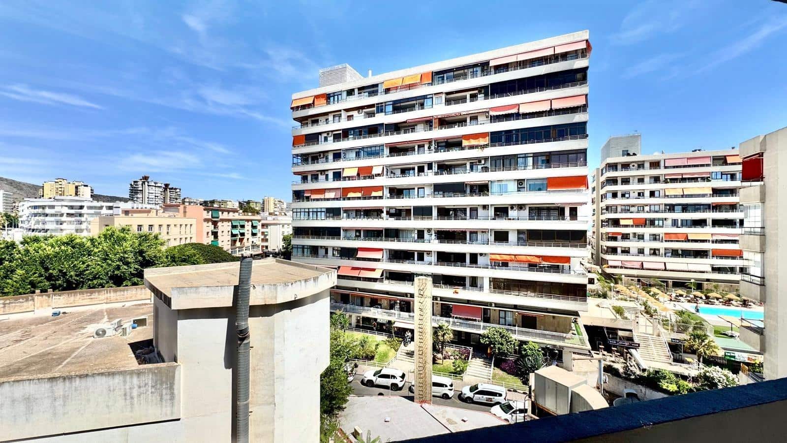 1 slaapkamer Appartement te huur in Torremolinos - € 1.200 (Ref: 9197895)
