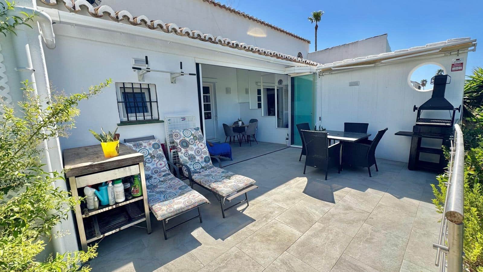 2 soverom Rekkehus til salgs i Mijas Golf med svømmebasseng garasje - € 479 000 (Ref: 9228740)