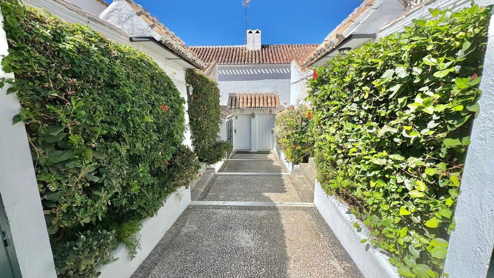 Adosado de 2 habitaciones en Mijas Golf en venta con piscina garaje - 479.000 € (Ref: 9228740)