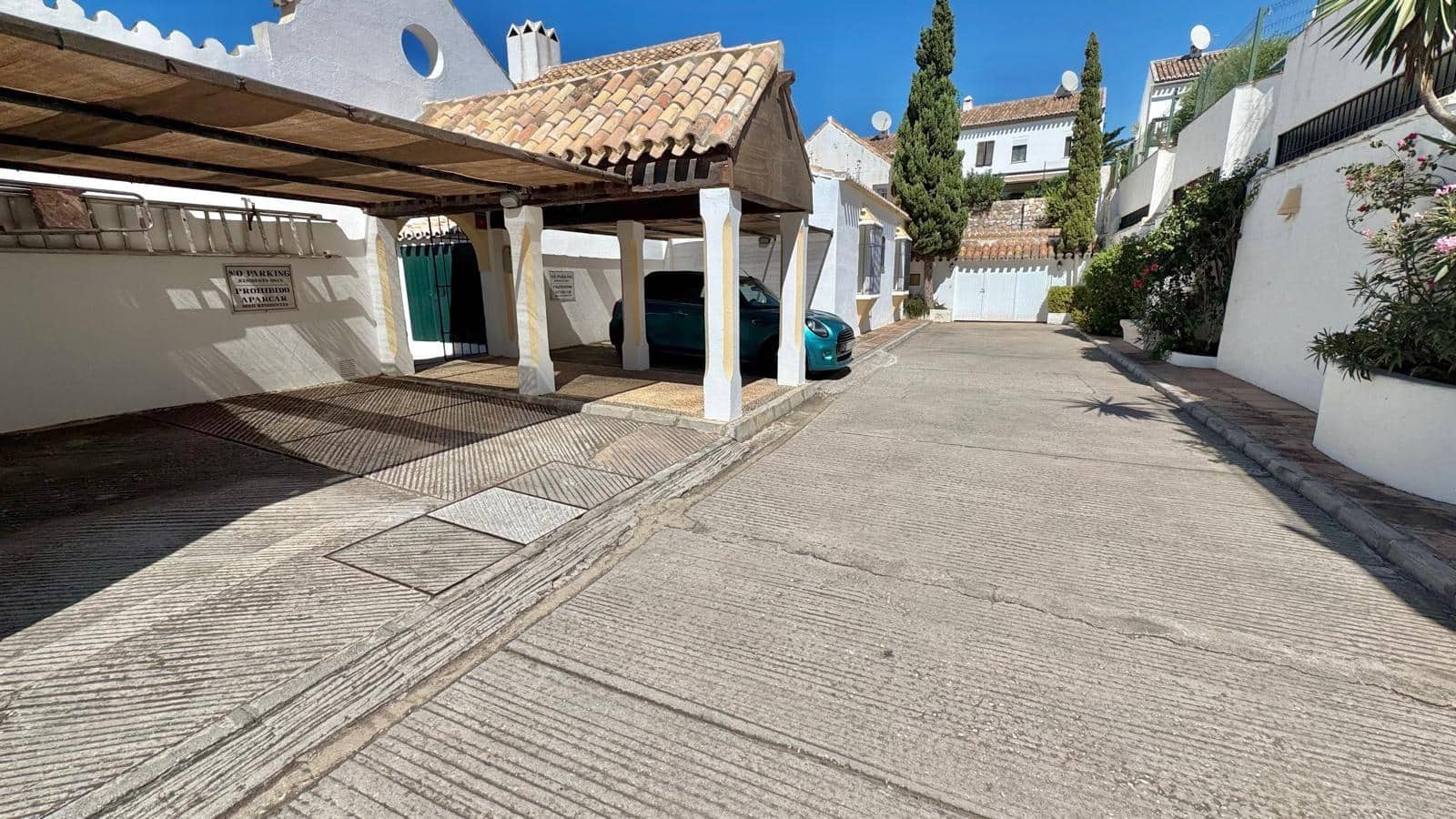 Adosado de 2 habitaciones en Mijas Golf en venta con piscina garaje - 479.000 € (Ref: 9228740)