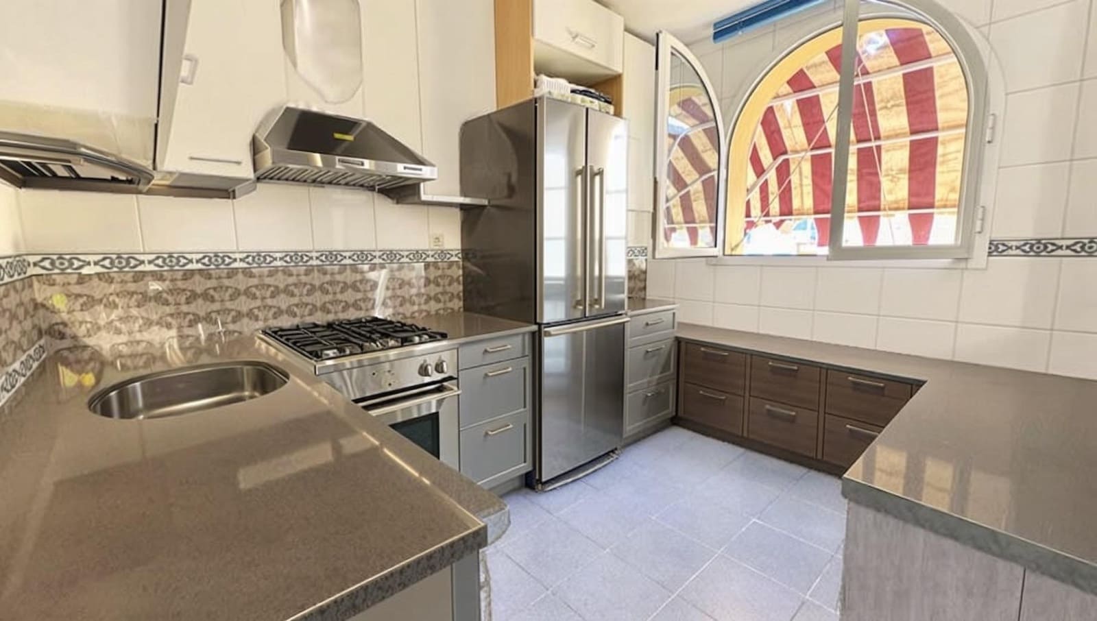 3 soverom Penthouse til salgs i Torremolinos med garasje - € 650 000 (Ref: 9230938)