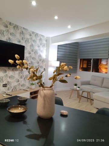 Apartamento de 2 habitaciones en Torremolinos en venta - 299.000 € (Ref: 9232779)