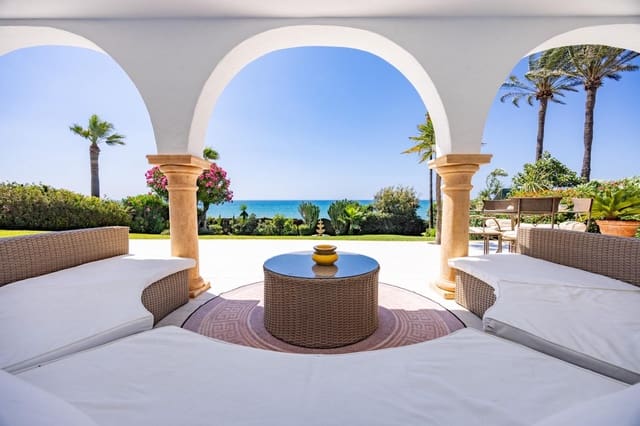 6 sypialnia Willa do wynajęcia w Marbella z basenem garażem - 30 000 € (Ref: 9236751)