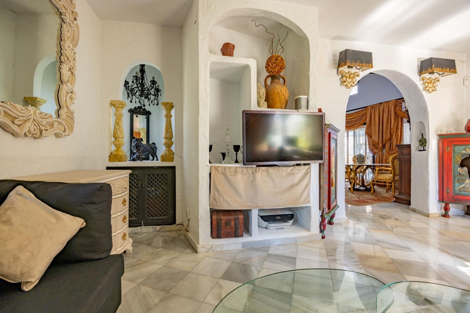 6 sypialnia Willa do wynajęcia w Marbella z basenem garażem - 30 000 € (Ref: 9236751)