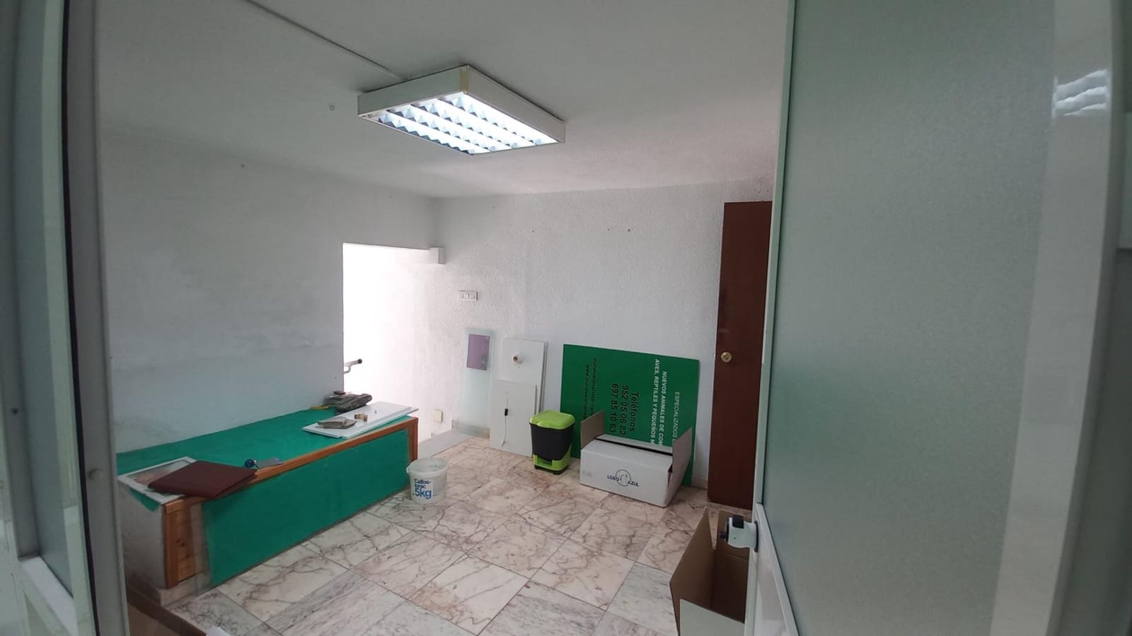 Kaupallinen vuokrattavana paikassa Torremolinos - 500 € (Ref: 9311080)