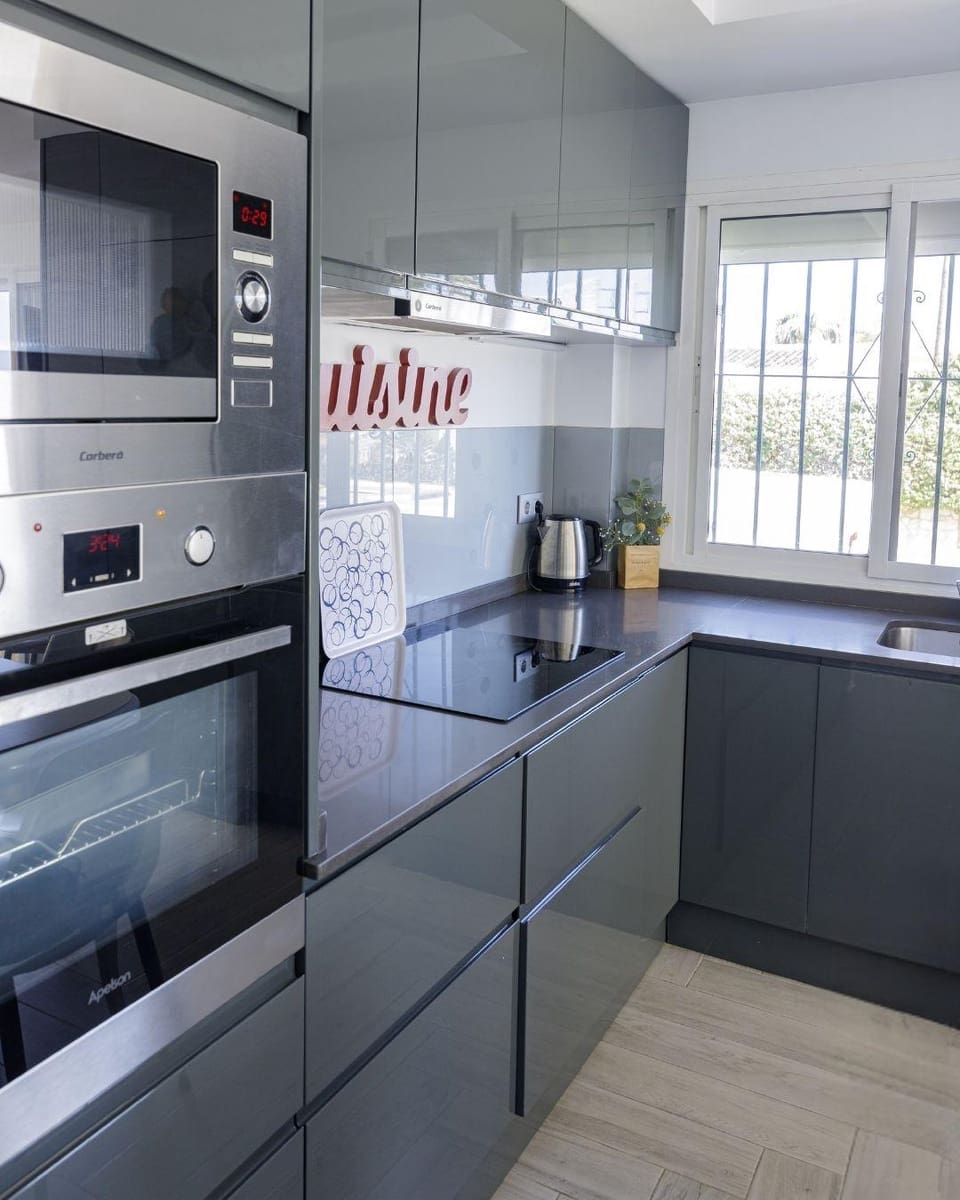 2 makuuhuone Asunto myytävänä paikassa Benalmadena Costa - 295 000 € (Ref: 9344961)