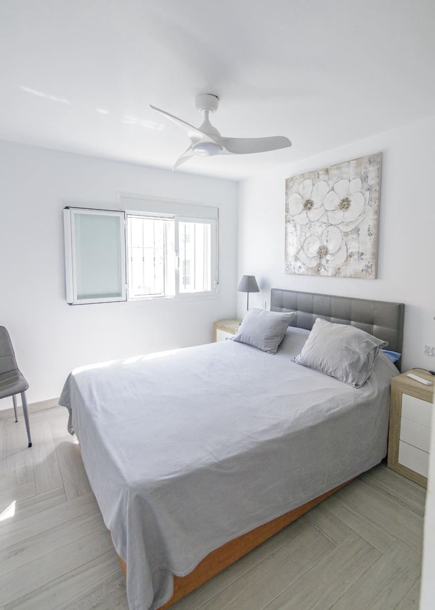 2 makuuhuone Asunto myytävänä paikassa Benalmadena Costa - 295 000 € (Ref: 9344961)