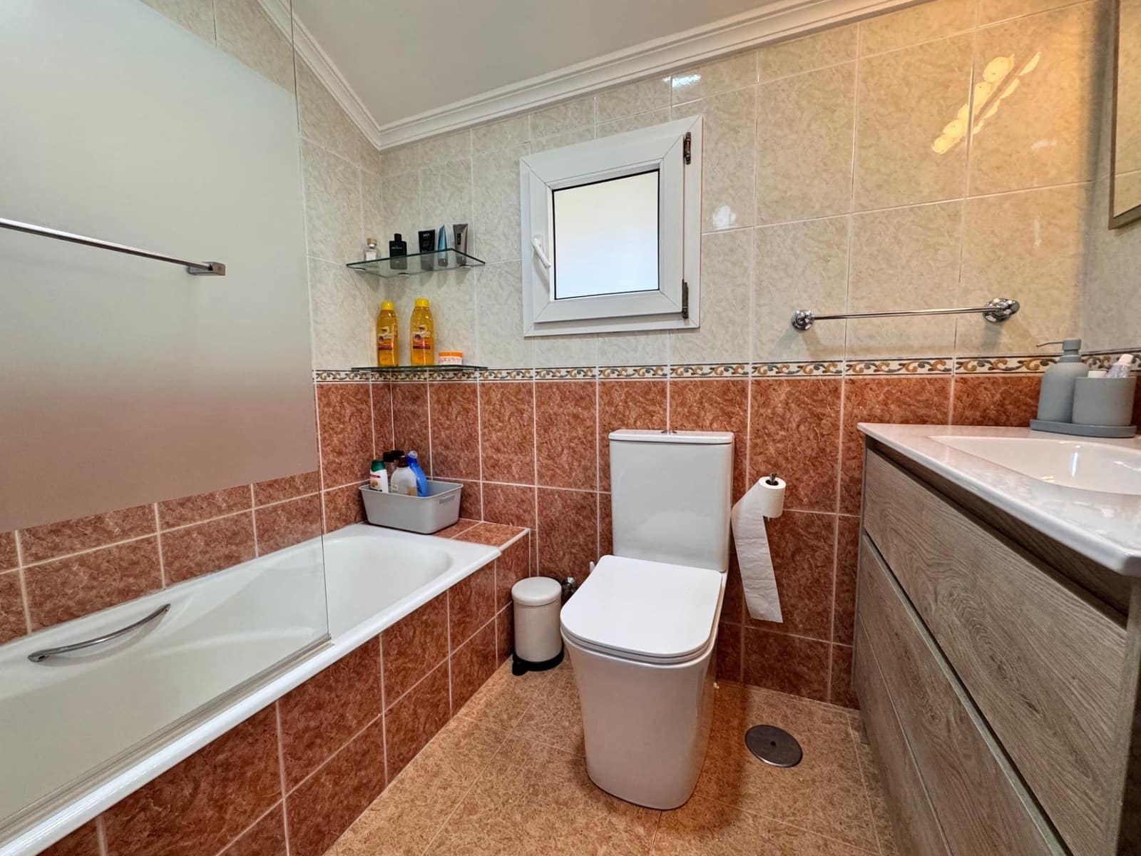 5 soveværelse Semi-Rækkehus til salg i Alhaurin de la Torre med swimmingpool garage - € 590.000 (Ref: 9347624)