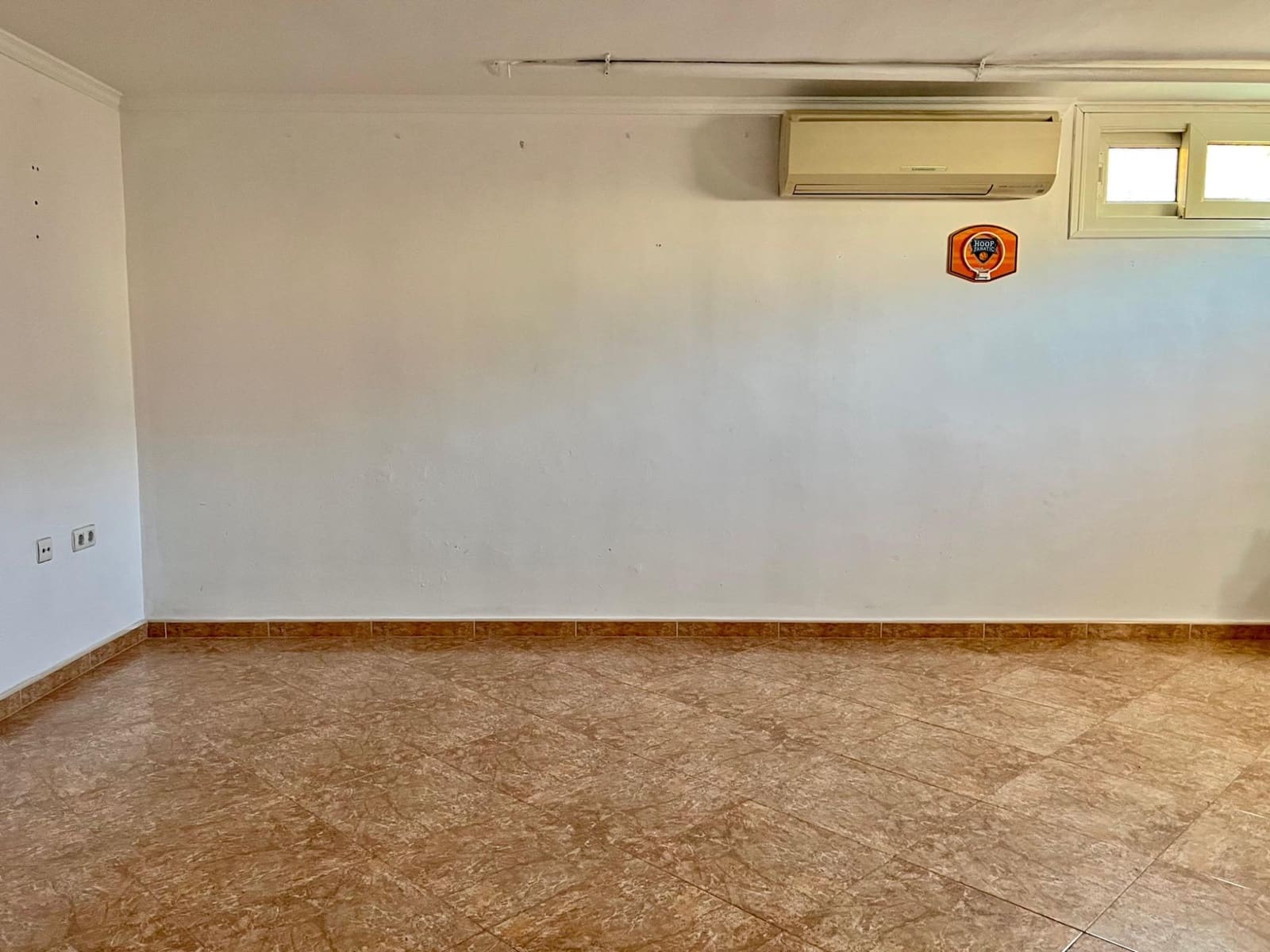 5 soveværelse Semi-Rækkehus til salg i Alhaurin de la Torre med swimmingpool garage - € 590.000 (Ref: 9347624)