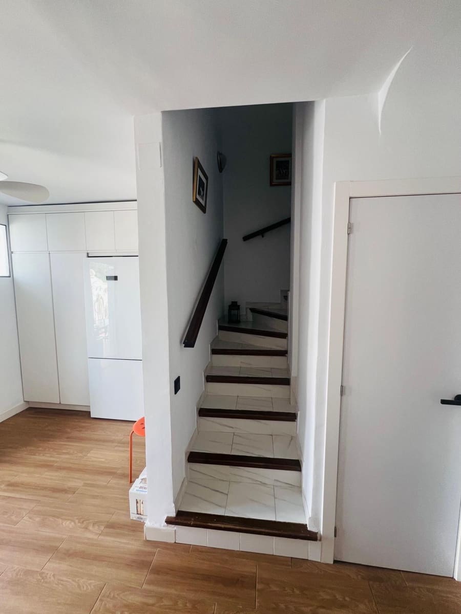 5 sypialnia Dom blizniak na sprzedaż w Torremolinos z garażem - 599 000 € (Ref: 9367384)