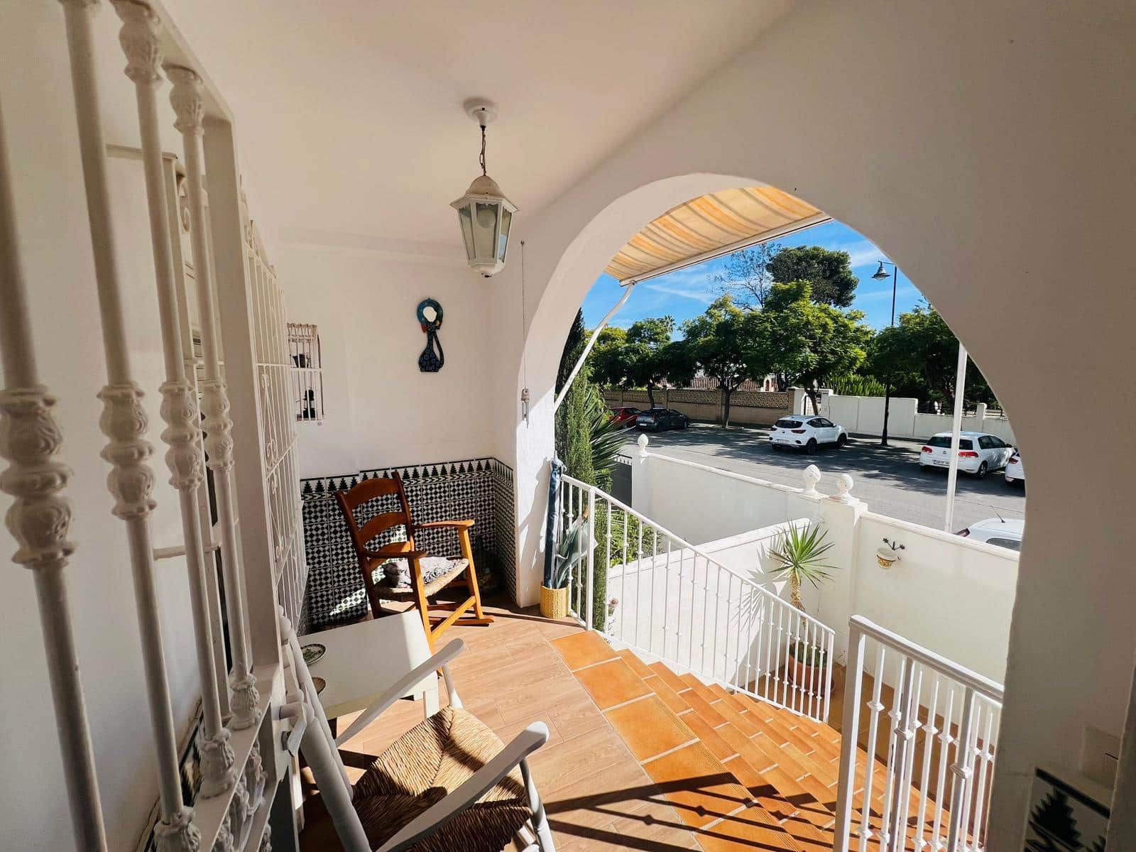 5 sypialnia Dom blizniak na sprzedaż w Torremolinos z garażem - 599 000 € (Ref: 9367384)