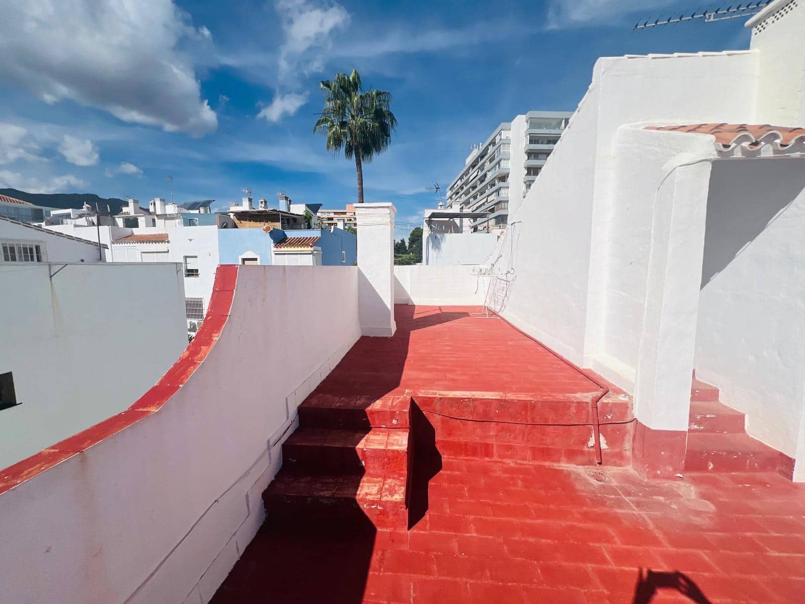 5 sypialnia Dom blizniak na sprzedaż w Torremolinos z garażem - 599 000 € (Ref: 9367384)