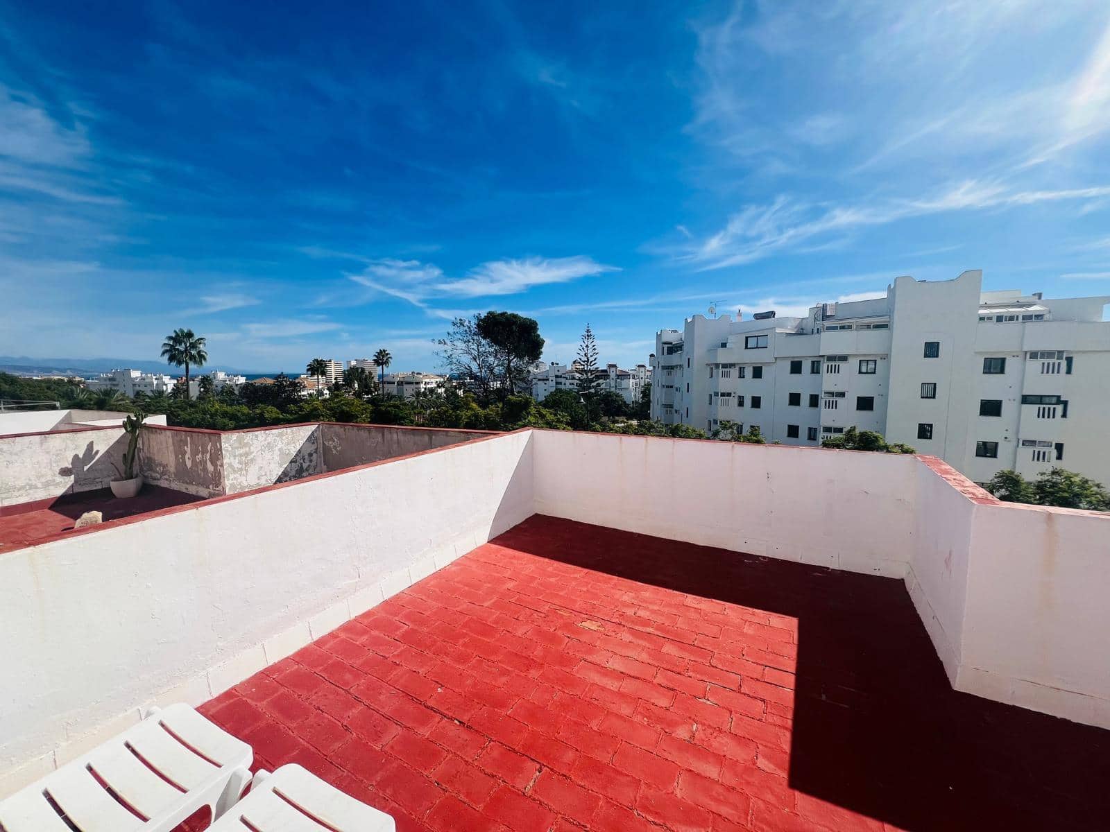 5 sypialnia Dom blizniak na sprzedaż w Torremolinos z garażem - 599 000 € (Ref: 9367384)