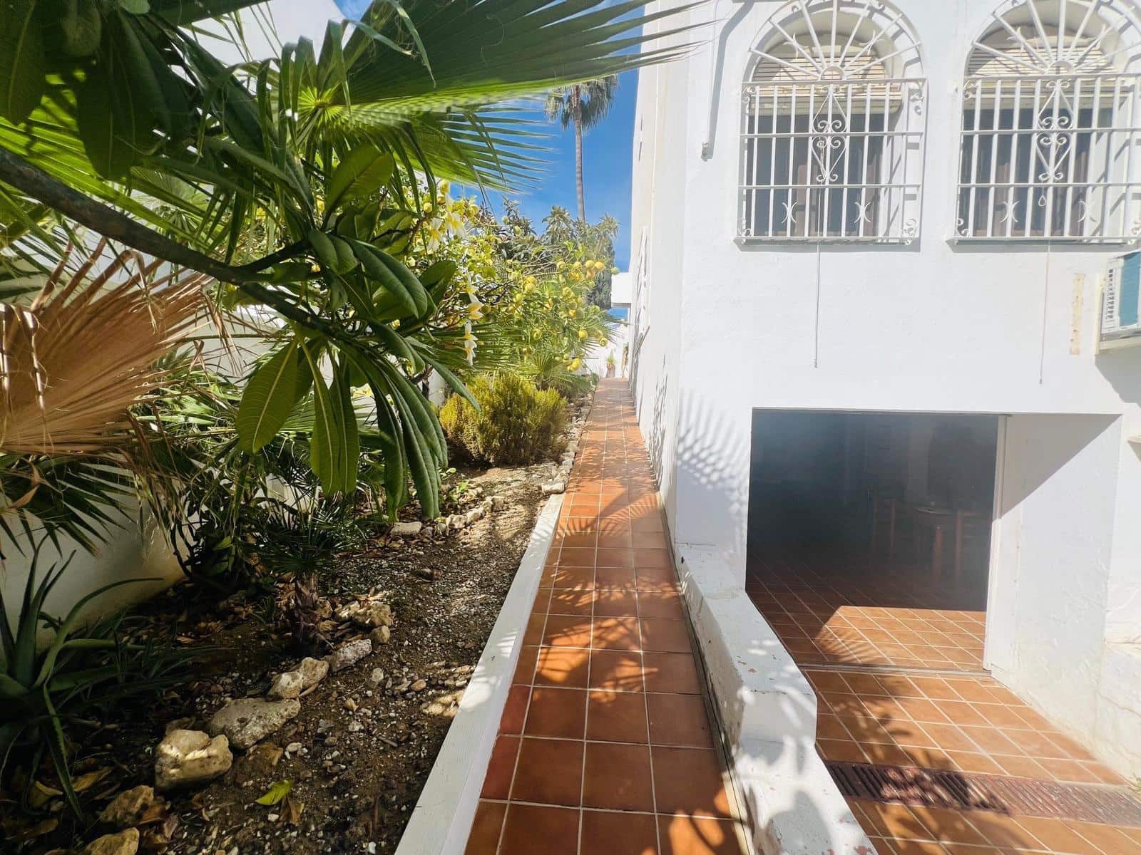 5 sypialnia Dom blizniak na sprzedaż w Torremolinos z garażem - 599 000 € (Ref: 9367384)