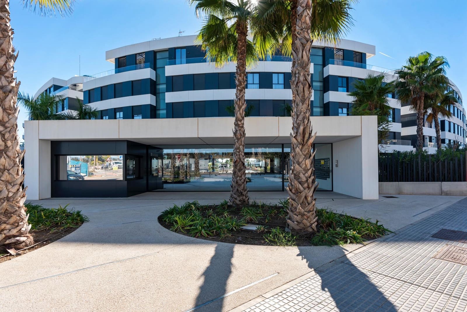 3 slaapkamer Appartement te koop in Torremolinos met zwembad garage - € 1.400.000 (Ref: 9382725)