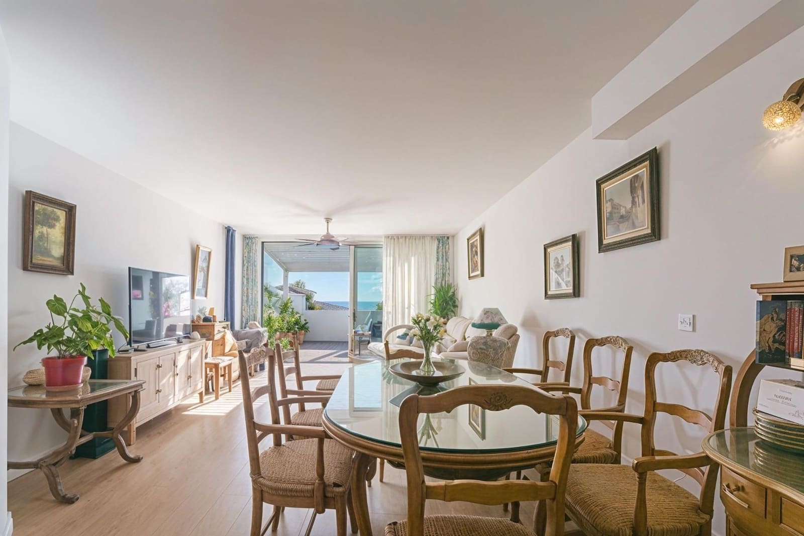 4 soveværelse Rækkehus til salg i Benalmadena Costa med swimmingpool garage - € 599.000 (Ref: 9382726)