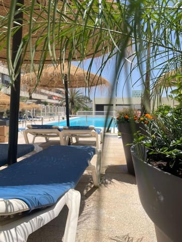 2 makuuhuone Asunto myytävänä paikassa Torremolinos mukana uima-altaan - 335 000 € (Ref: 9391971)