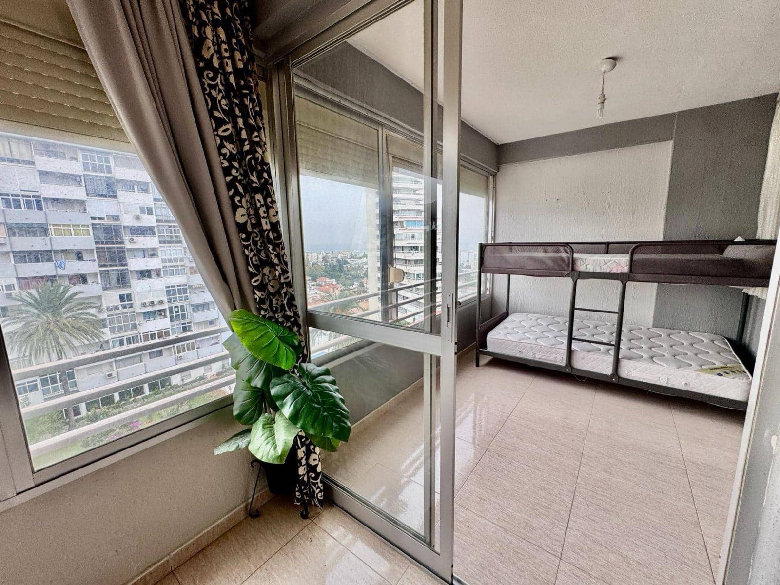 1 soverom Leilighet til salgs i Benalmadena Costa med svømmebasseng - € 219 000 (Ref: 9391972)