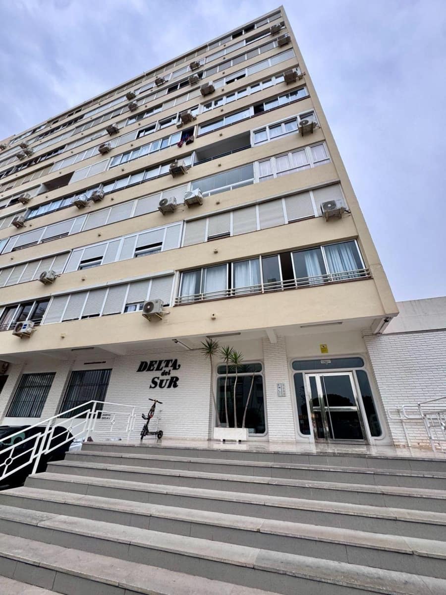 1 soverom Leilighet til salgs i Benalmadena Costa med svømmebasseng - € 219 000 (Ref: 9391972)