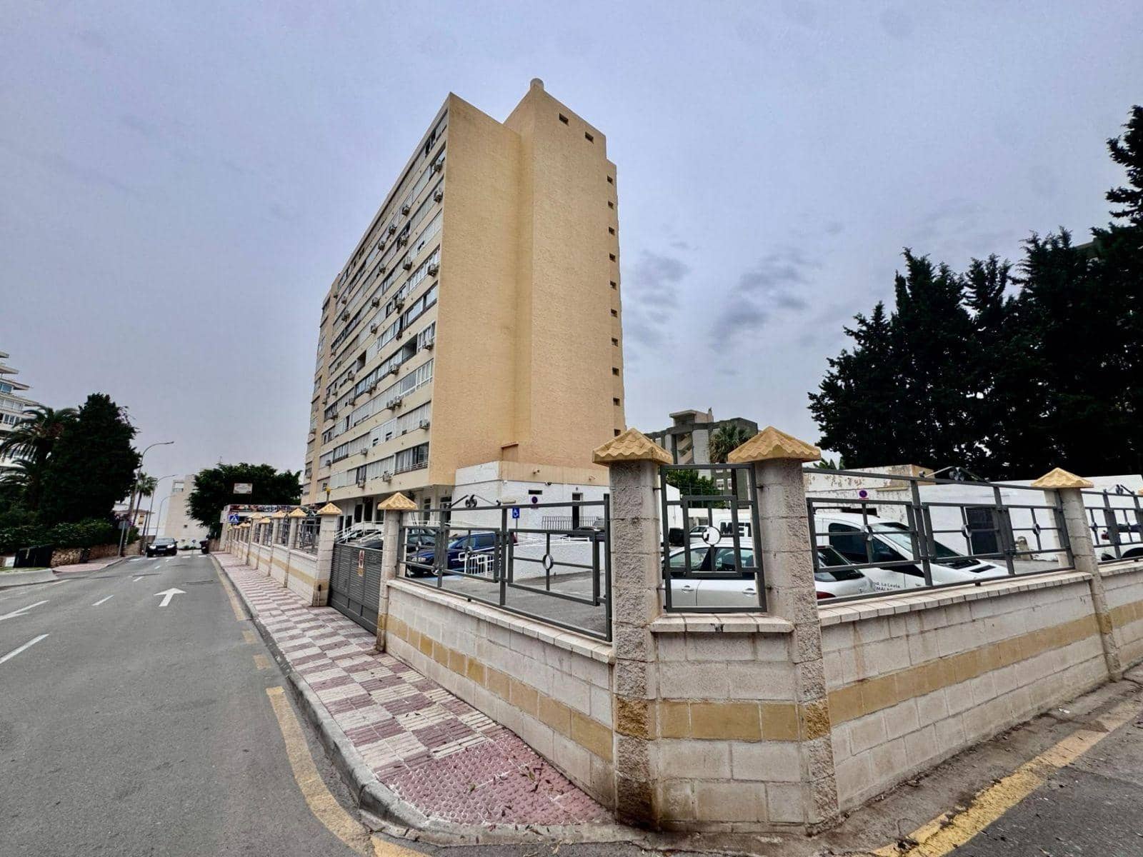 1 soverom Leilighet til salgs i Benalmadena Costa med svømmebasseng - € 219 000 (Ref: 9391972)