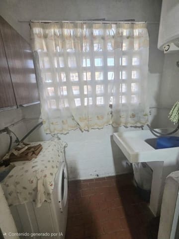 Piso de 3 habitaciones en Torremolinos en venta - 210.000 € (Ref: 9396223)