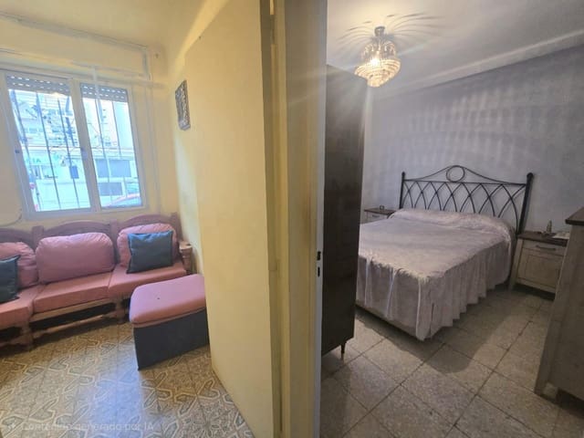 Piso de 3 habitaciones en Torremolinos en venta - 210.000 € (Ref: 9396223)