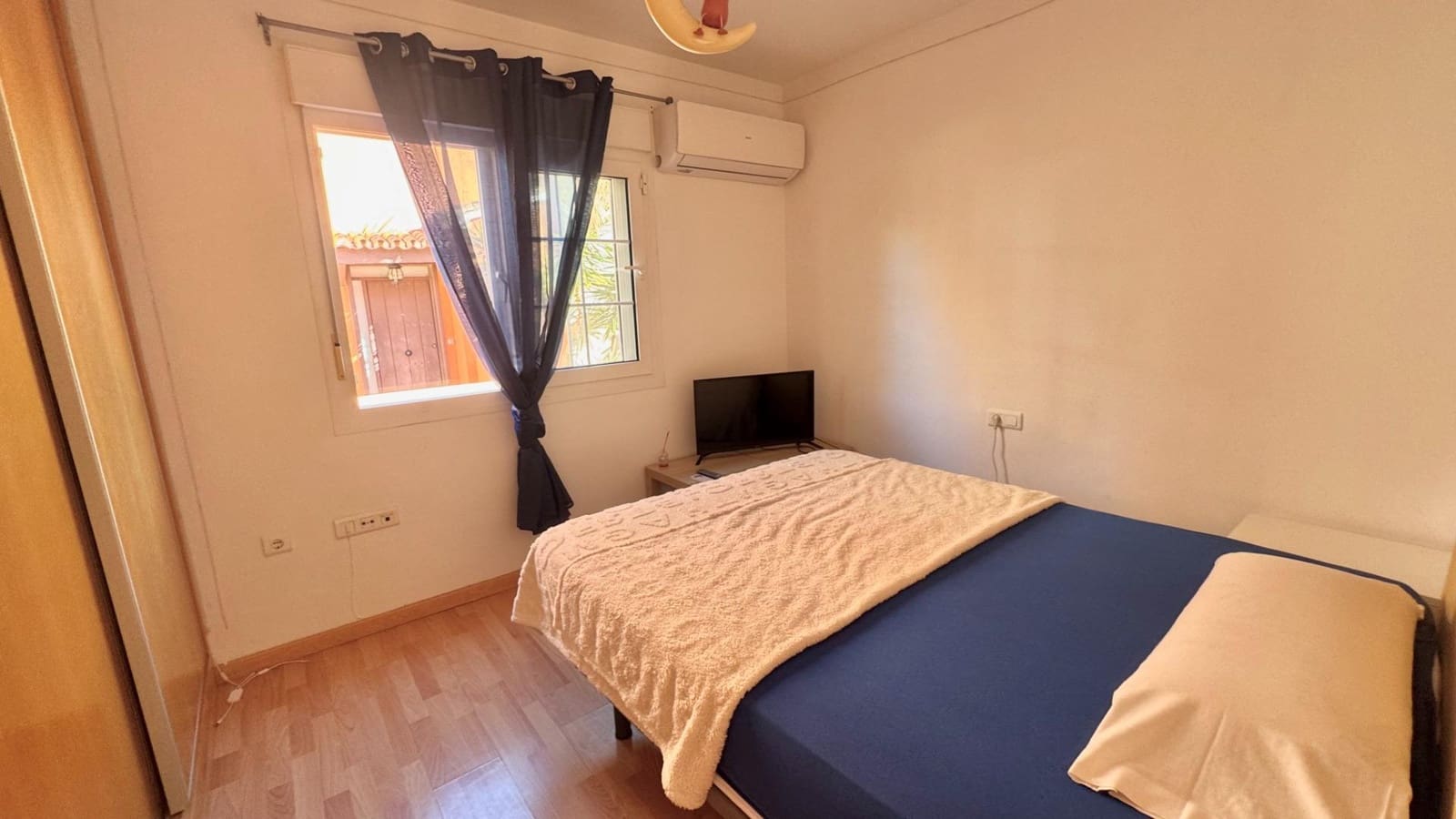 4 soveværelse Villa til salg i Torrequebrada med garage - € 830.000 (Ref: 9398667)