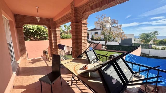 4 soverom Villa til salgs i Cortijo Torrequebrada, Benalmádena med garasje - € 830 000 (Ref: 9398667)