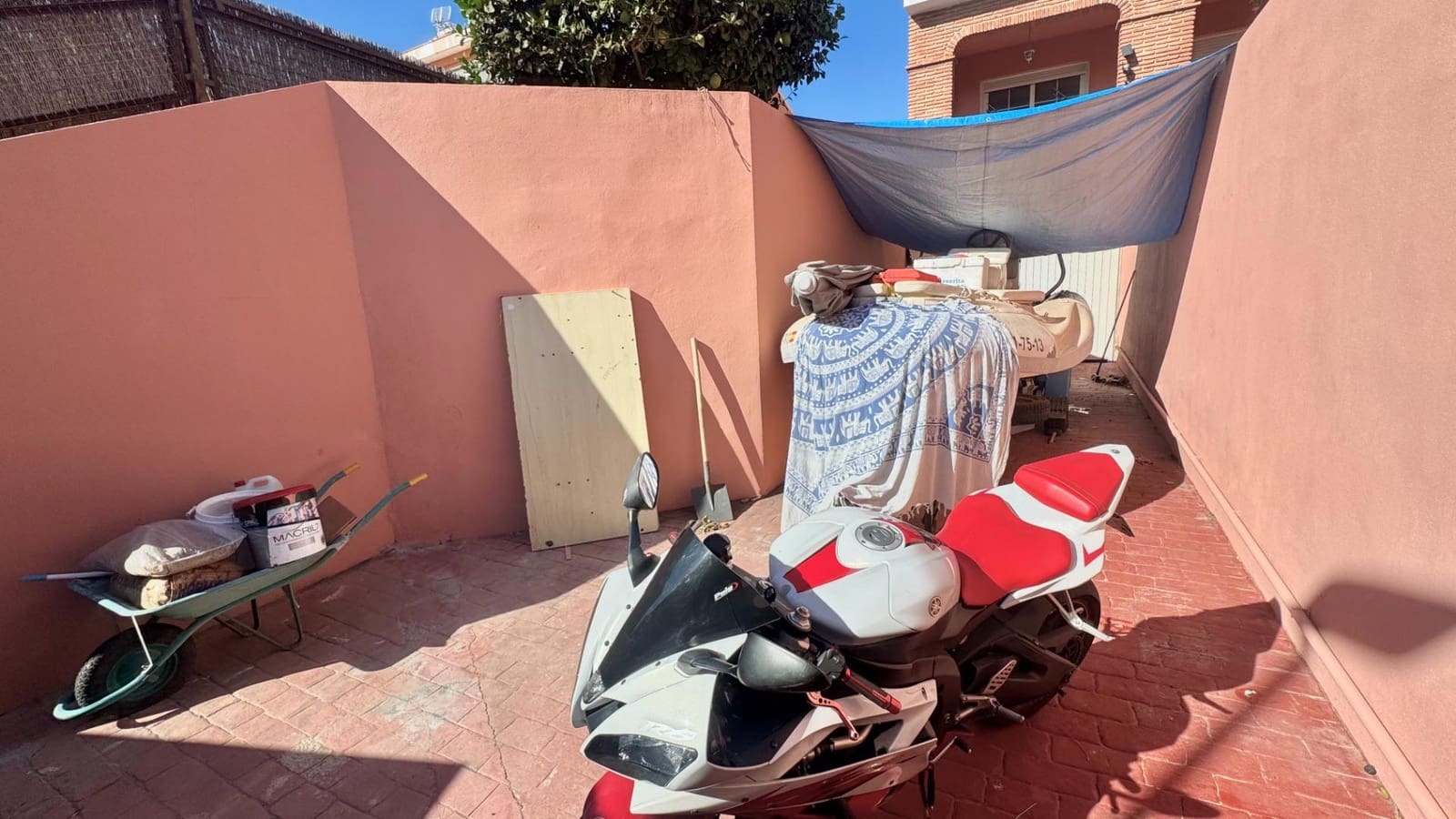 4 soveværelse Villa til salg i Torrequebrada med garage - € 830.000 (Ref: 9398667)