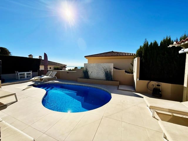4 bedroom Villa for sale in Benalmádena with pool garage - € 1,395,000 (Ref: 9422292)