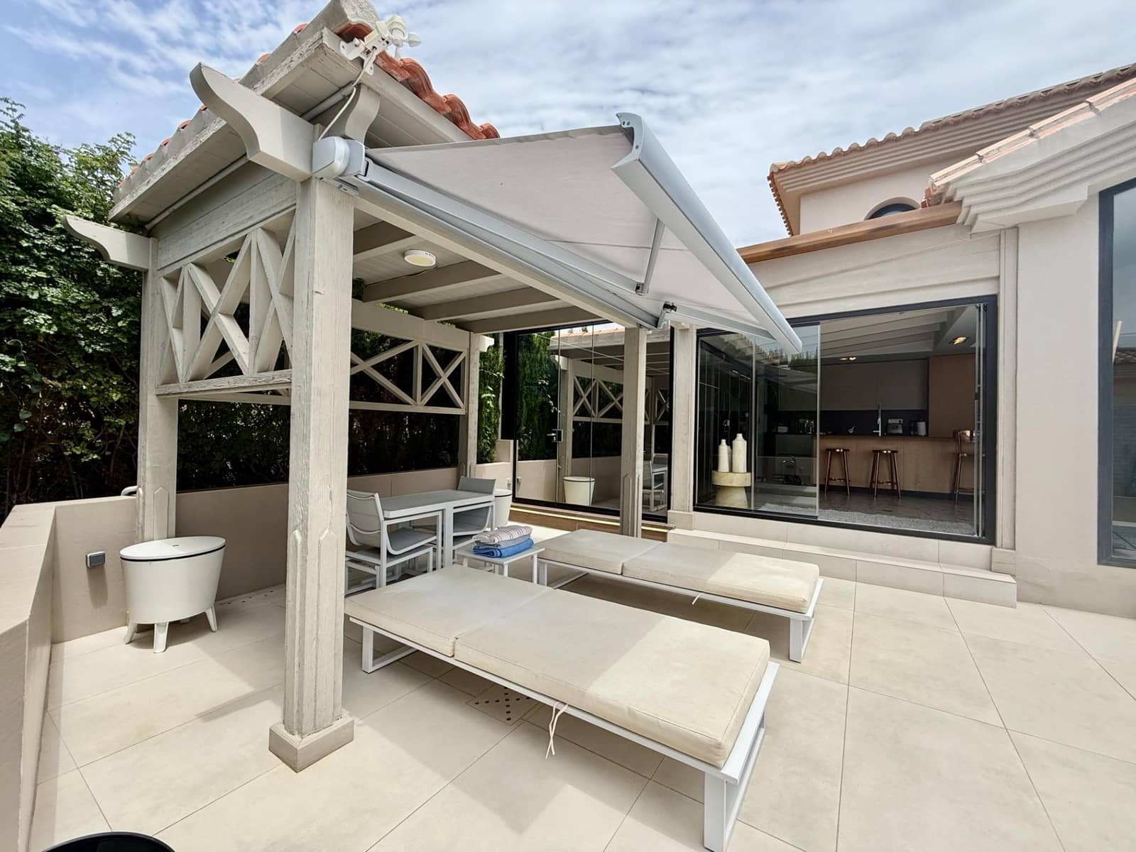 4 bedroom Villa for sale in Benalmadena with pool garage - € 1,395,000 (Ref: 9422292)