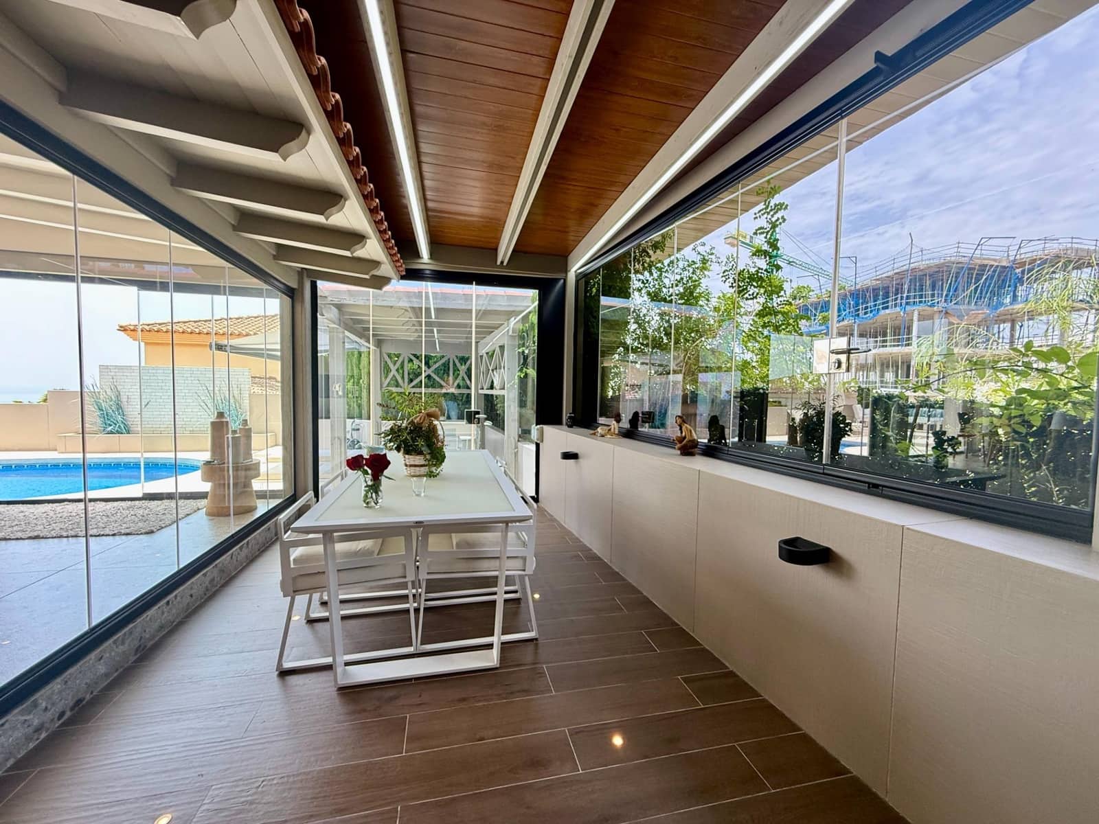 4 bedroom Villa for sale in Benalmadena with pool garage - € 1,395,000 (Ref: 9422292)