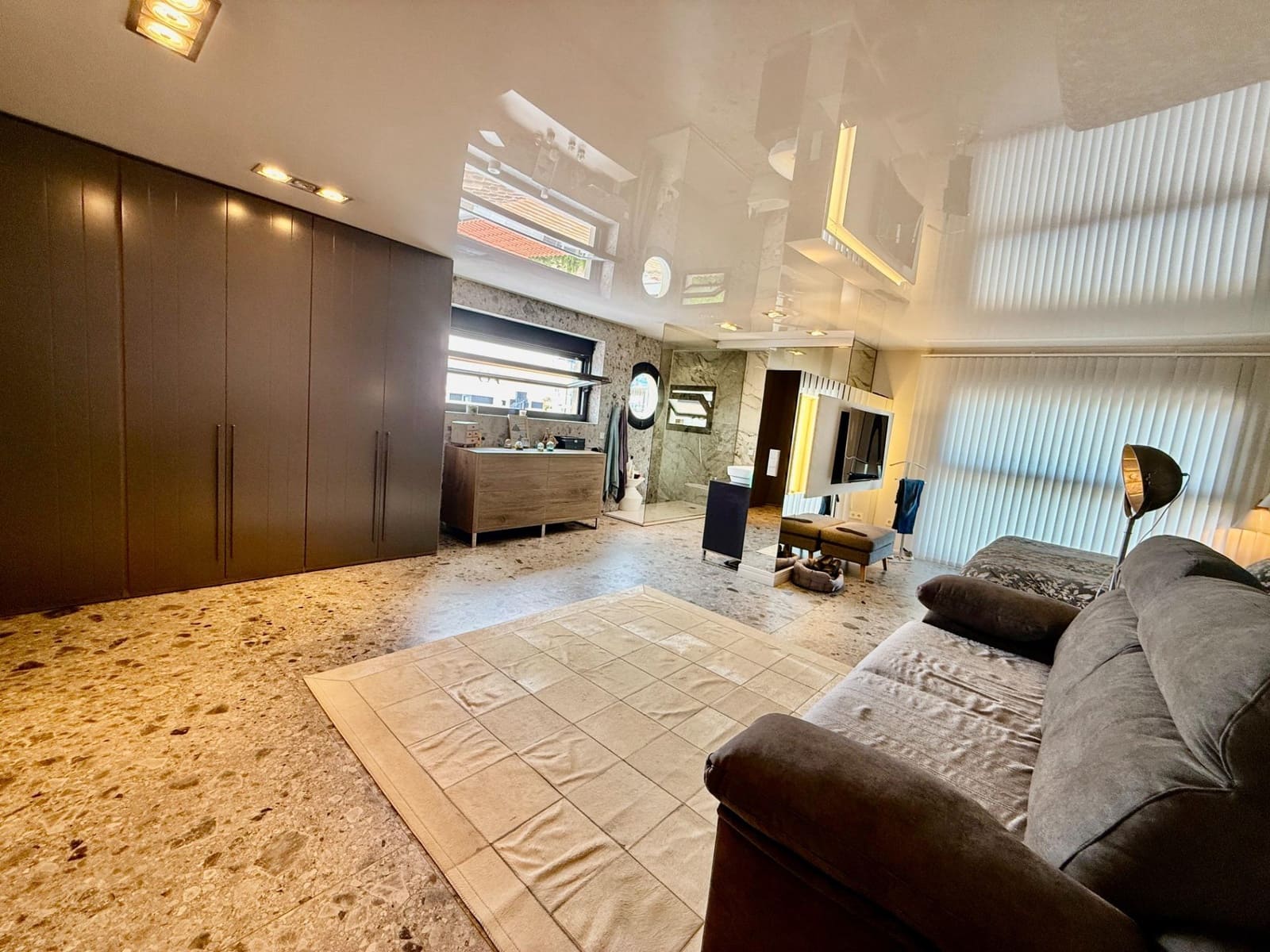 4 bedroom Villa for sale in Benalmadena with pool garage - € 1,395,000 (Ref: 9422292)