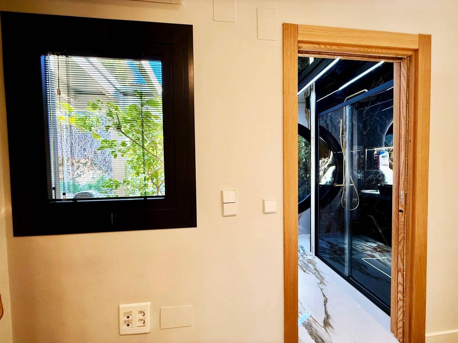 4 bedroom Villa for sale in Benalmadena with pool garage - € 1,395,000 (Ref: 9422292)