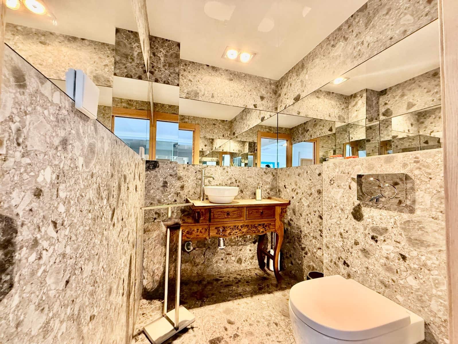 4 bedroom Villa for sale in Benalmadena with pool garage - € 1,395,000 (Ref: 9422292)