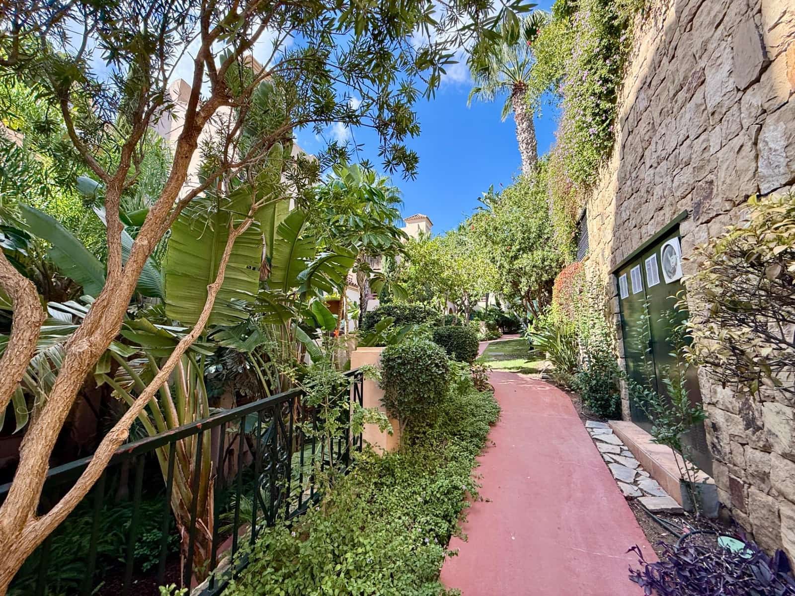 Studio te koop in Benalmadena met zwembad garage - € 270.000 (Ref: 9427428)