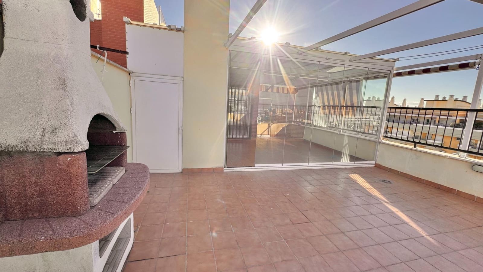 4 sovrum Takvåning till salu i Malaga stad med pool - 840 000 € (Ref: 9435983)