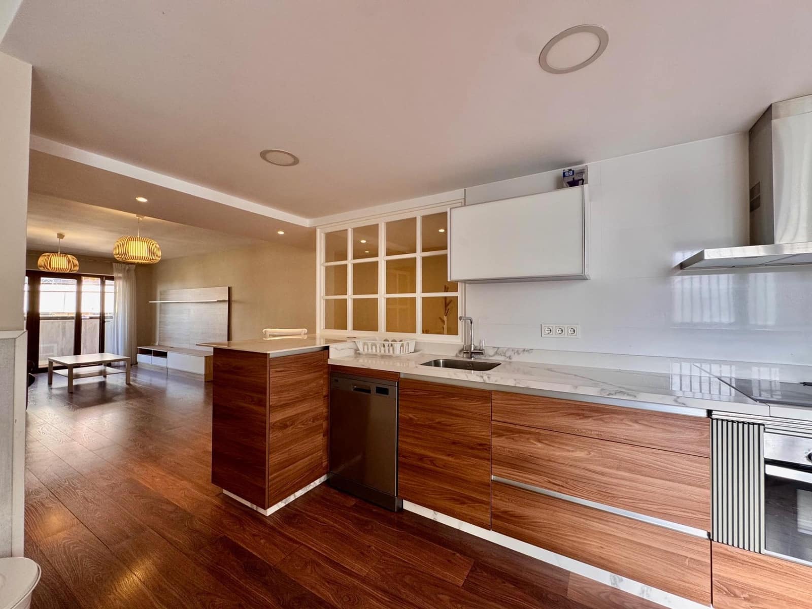 3 bedroom Flat for sale in Malaga city with pool - € 549,900 (Ref: 9440226)