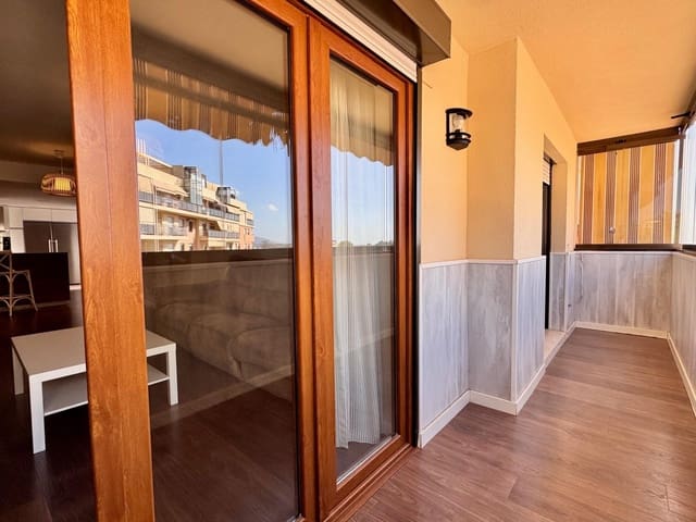 3 bedroom Flat for sale in Málaga city with pool - € 549,900 (Ref: 9440226)