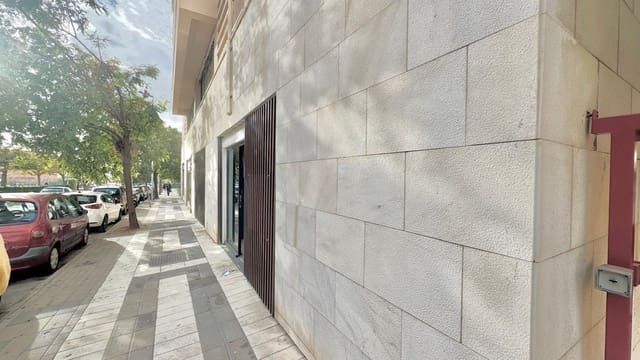 4 camera da letto Commerciale da affittare in Malaga città - 1.500 € (Rif: 9446612)