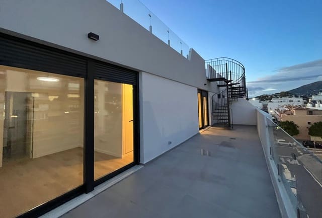3 soverom Penthouse til salgs i Los Árboles, Mijas med garasje - € 385 000 (Ref: 9449597)