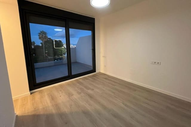 3 soverom Penthouse til salgs i Los Árboles, Mijas med garasje - € 385 000 (Ref: 9449597)