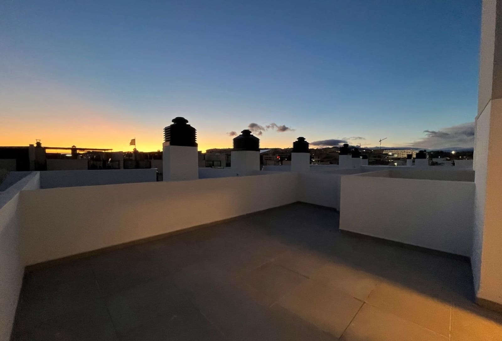 3 soverom Penthouse til salgs i Las Lagunas de Mijas med garasje - € 385 000 (Ref: 9449597)