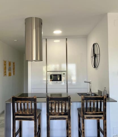 2 quarto Apartamento para arrendar em Torrequebrada, Benalmádena com piscina garagem - 1 800 € (Ref: 9456492)