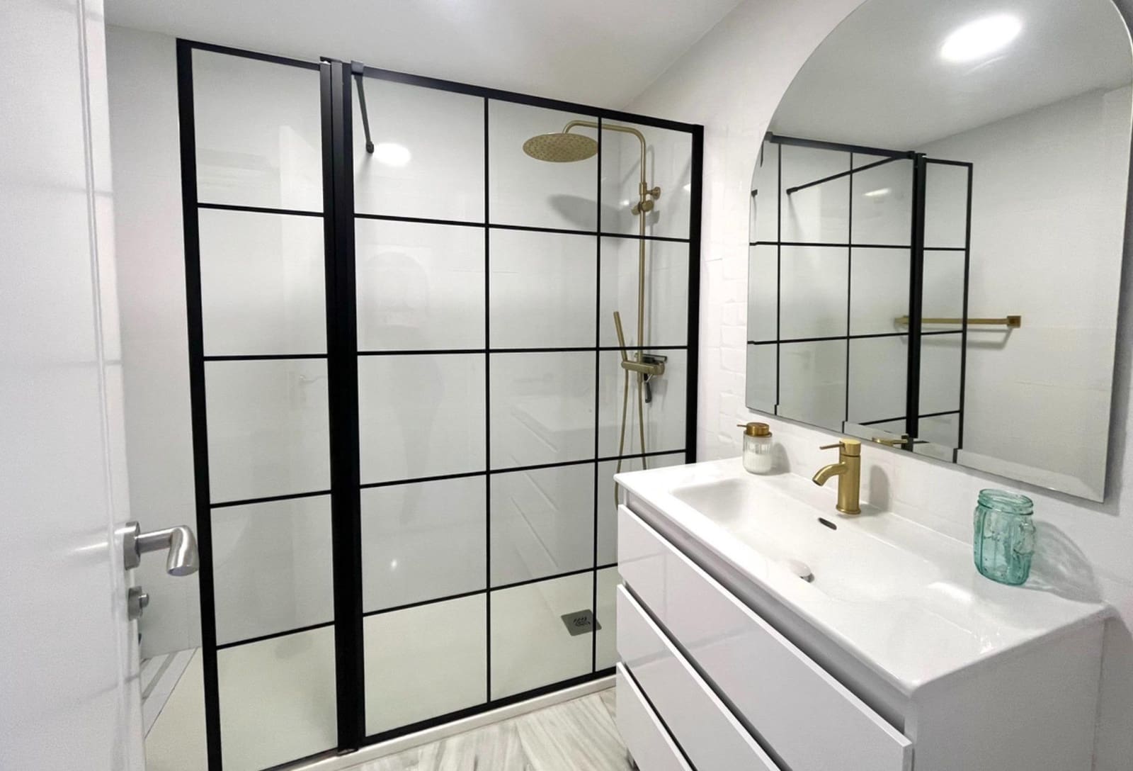 2 quarto Apartamento para arrendar em Torrequebrada com piscina garagem - 1 800 € (Ref: 9456492)