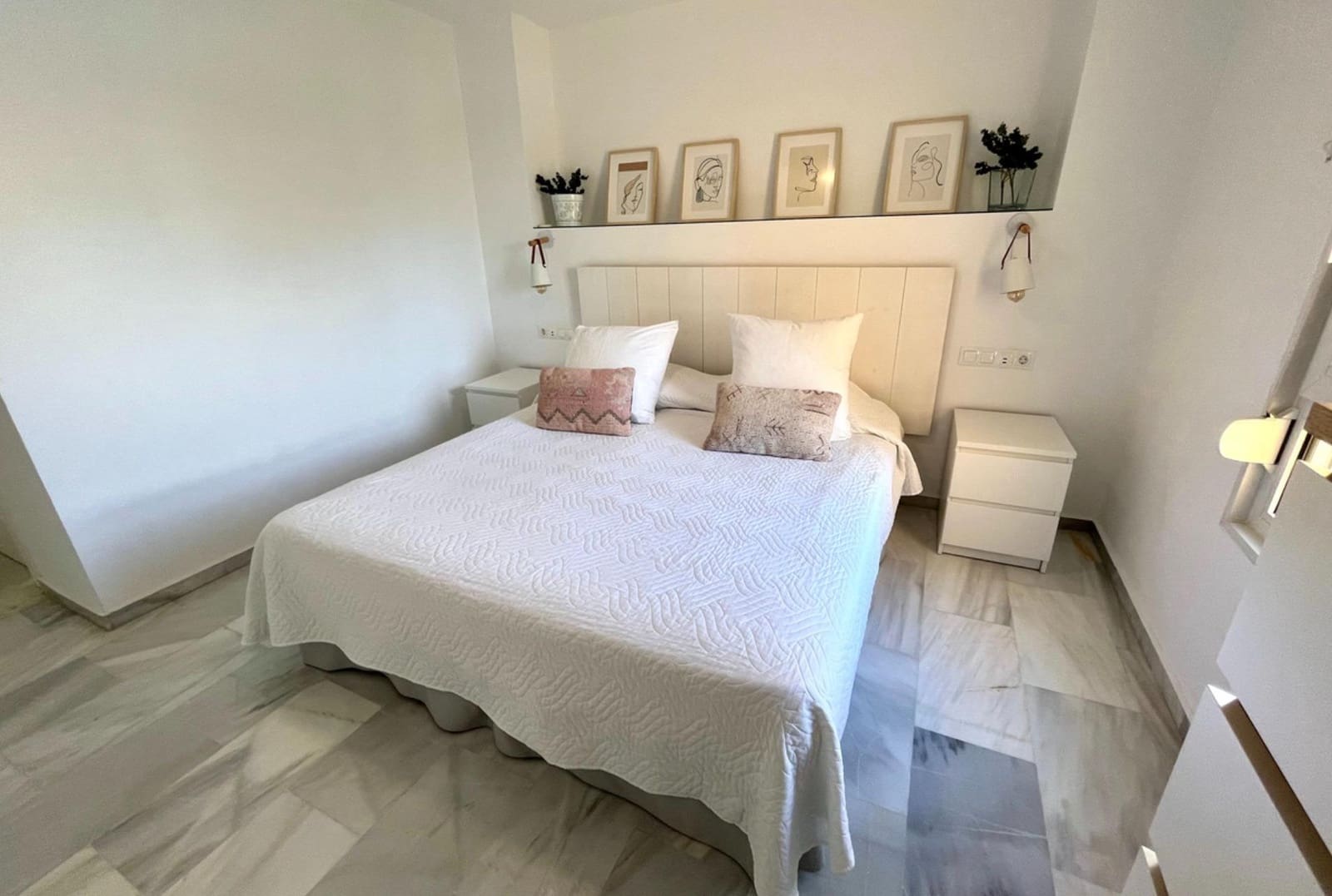 2 quarto Apartamento para arrendar em Torrequebrada com piscina garagem - 1 800 € (Ref: 9456492)