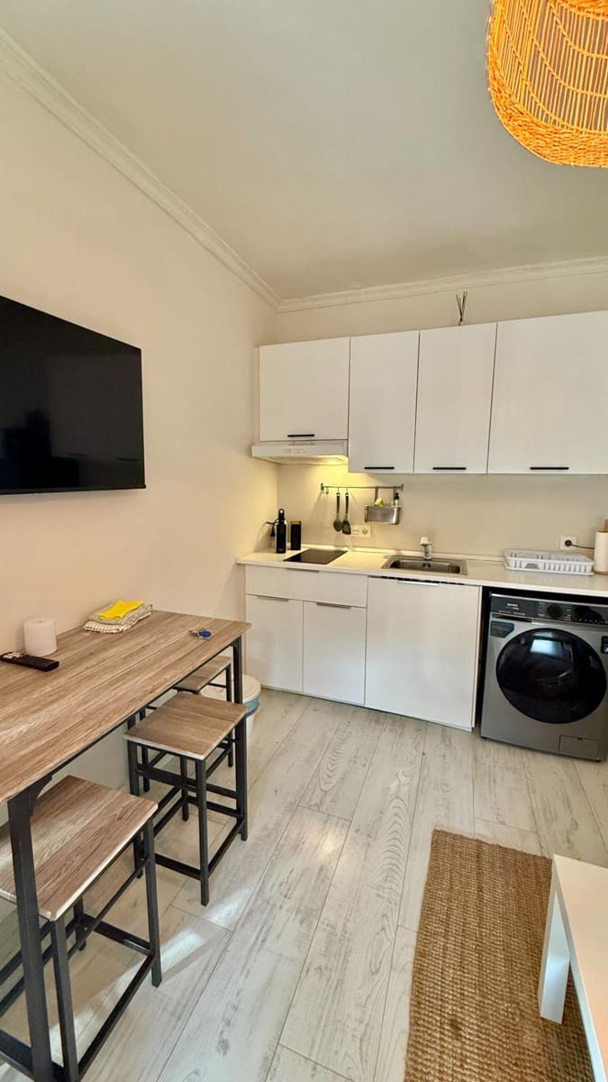 2 soveværelse Lejlighed til salg i Torremolinos med swimmingpool - € 289.000 (Ref: 9470588)