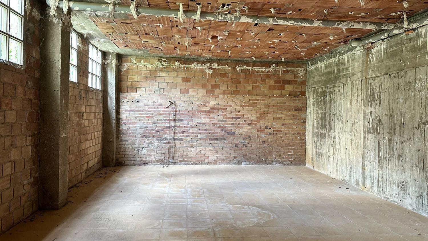 Kaupallinen myytävänä paikassa Arroyo de la Miel - 725 000 € (Ref: 9481289)