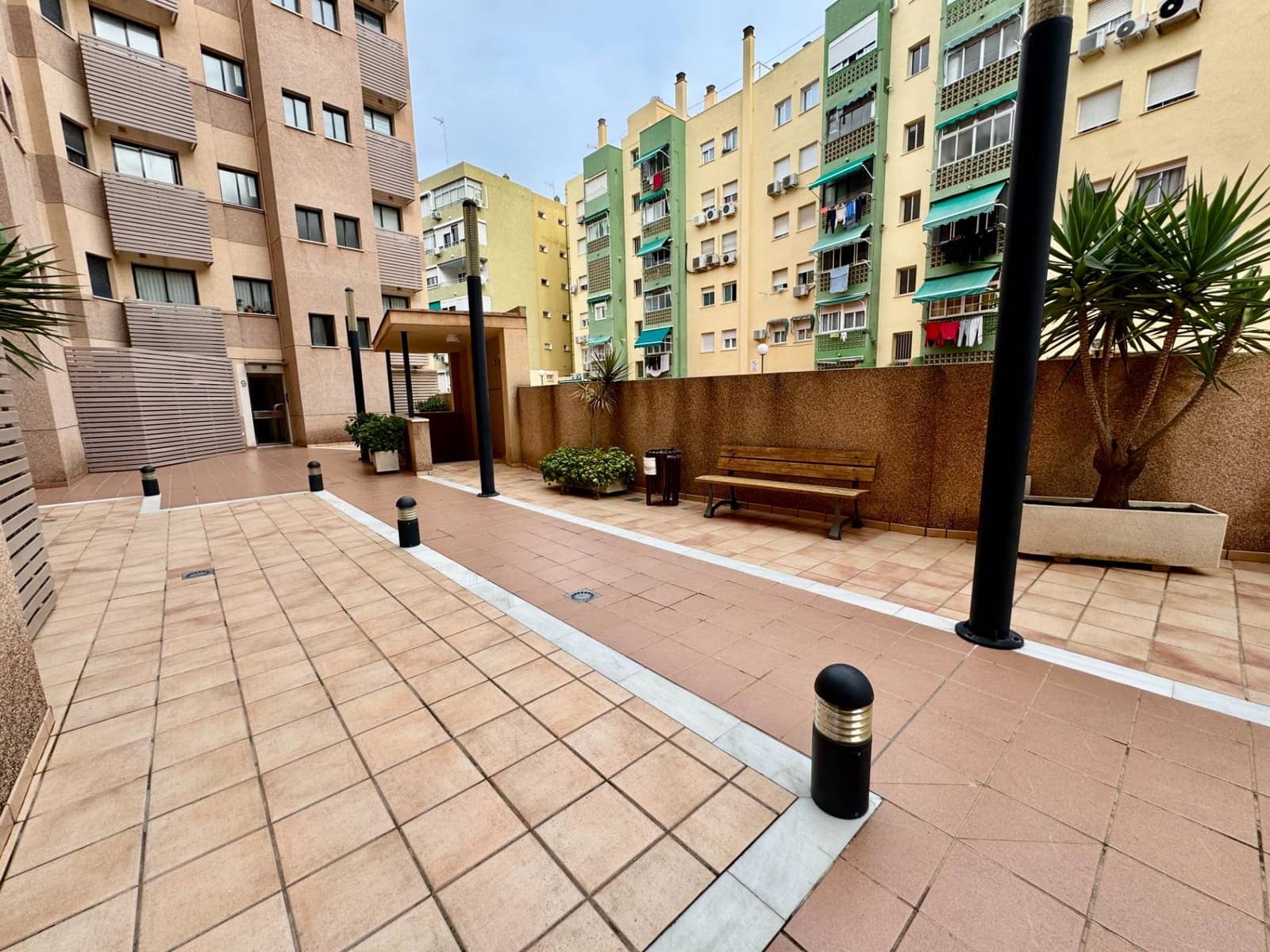 2 soveværelse Lejlighed til salg i Torremolinos med swimmingpool garage - € 380.000 (Ref: 9488405)